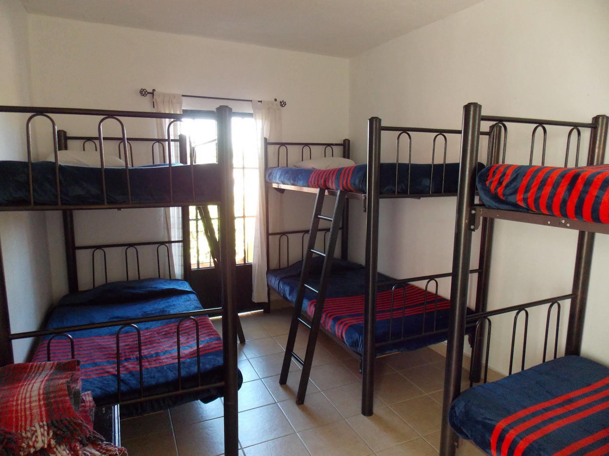 Hostel Inn Альенде Экстерьер фото